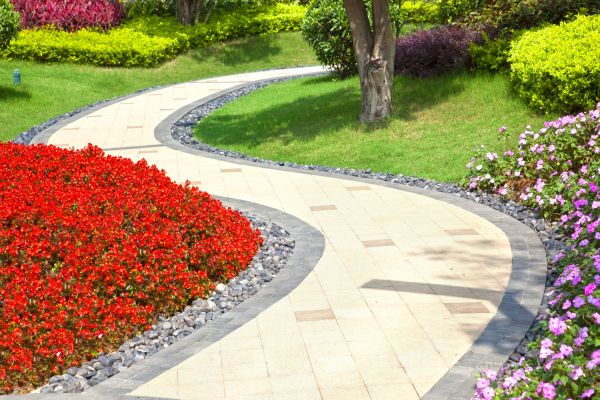 Garden Walkway Installation in Tucson